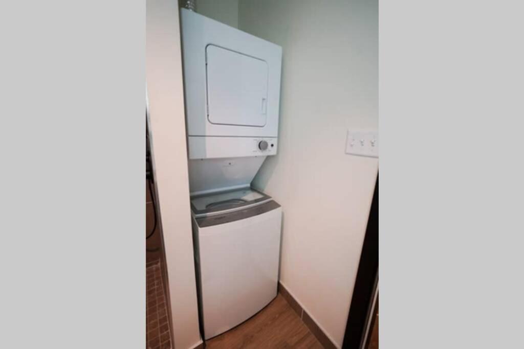 3E - *Renovated* 3 Min To Hillman Cancer Center Sleeps 6 Pittsburgh Ngoại thất bức ảnh